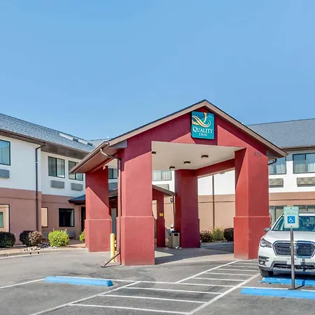 Quality Inn Pueblo North-3
