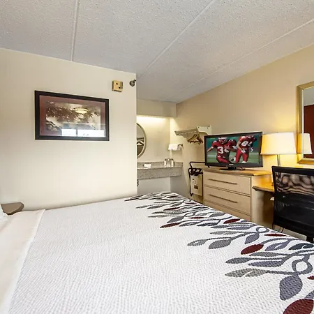Red Roof Inn Elkhart-2