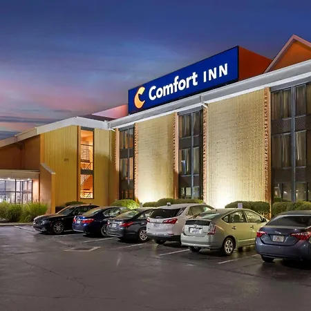 Comfort Inn Cincinnati Northeast-3
