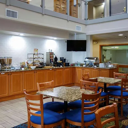 Country Inn & Suites By Radisson, Mishawaka, In-3