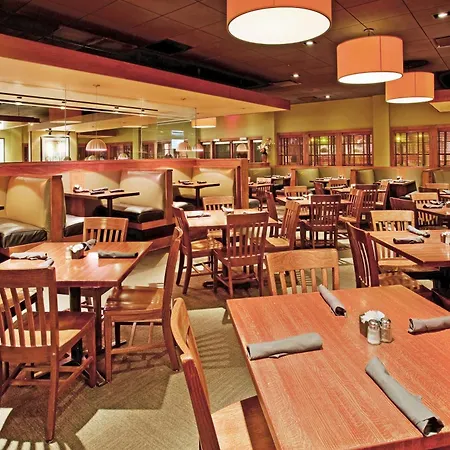 Holiday Inn At The Campus By Ihg-2
