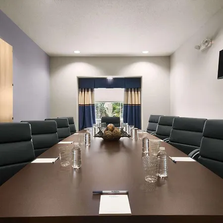 Microtel Inn & Suites By Wyndham-3