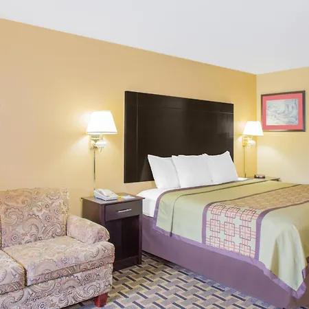 Days Inn By Wyndham Andalusia-3