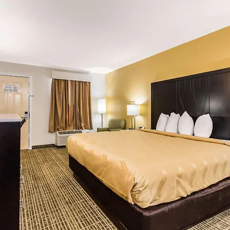 Quality Inn Trussville I-59 Exit 141-2