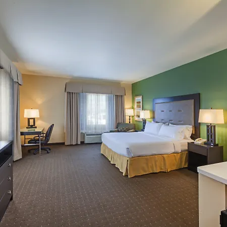 Holiday Inn Express Hotel & Suites Eagle Pass By Ihg-2