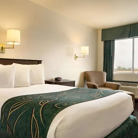 Travelodge By Wyndham Winslow-2
