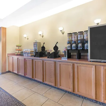 Baymont By Wyndham Spearfish-2