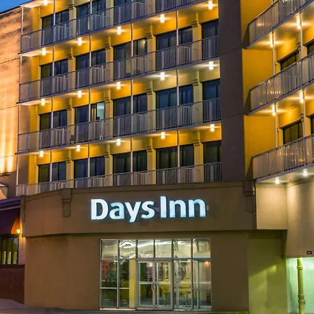 Days Inn By Wyndham Atlantic City Oceanfront-Boardwalk-2