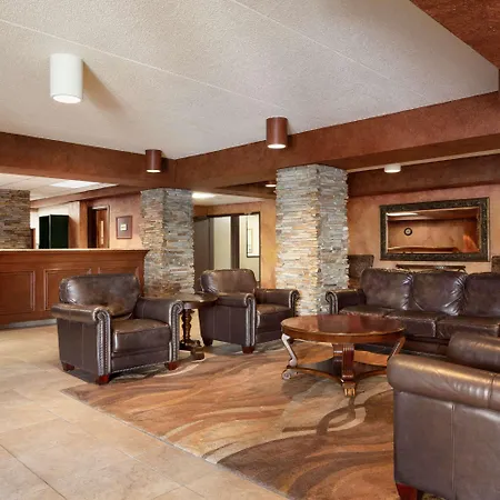 Ramada By Wyndham Fargo-2