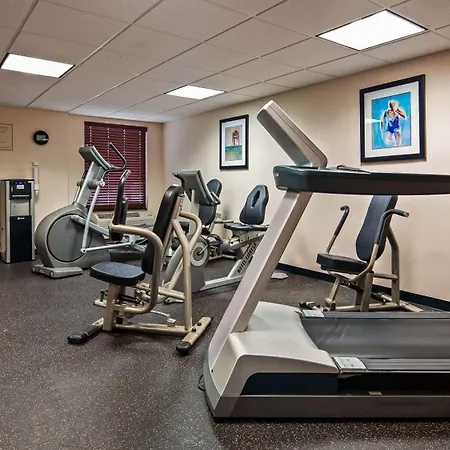 Best Western Plus Parkway Hotel-3