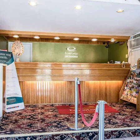 Econo Lodge Brattleboro South-2