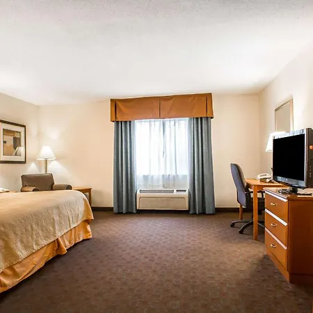 Quality Inn Morris I-80-3