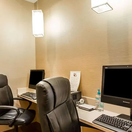 Comfort Suites Mattoon East-3