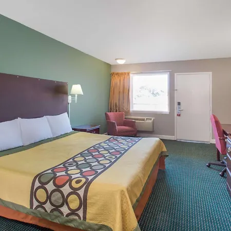Super 8 By Wyndham Durham/University Area Nc-2