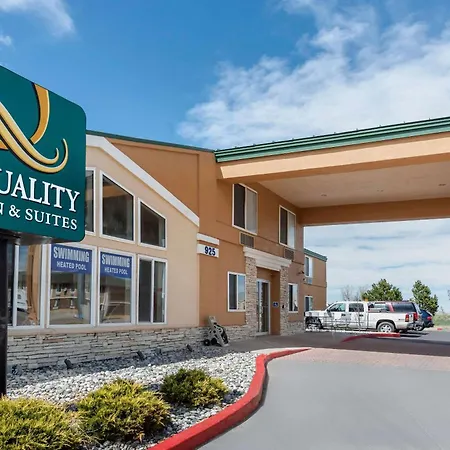 Quality Inn & Suites Limon-2
