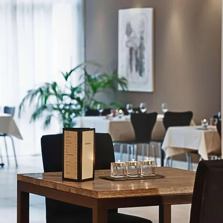 Tryp By Wyndham Wuppertal-3