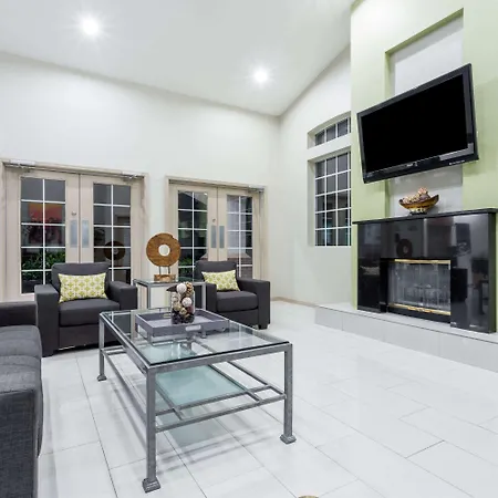 Hawthorn Suites By Wyndham Chandler-3