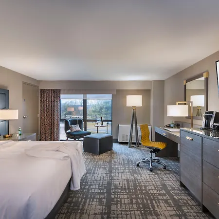 Crowne Plaza Providence-Warwick-3