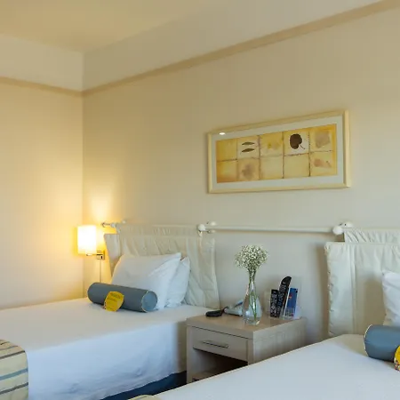 Comfort Suites Londrina-3