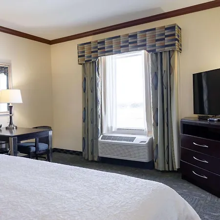 Hampton Inn Alice-3