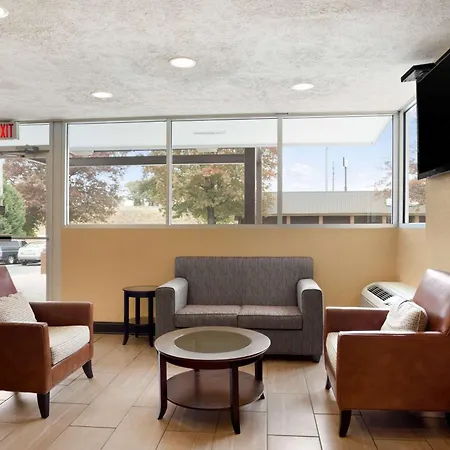 Super 8 By Wyndham Jackson-2