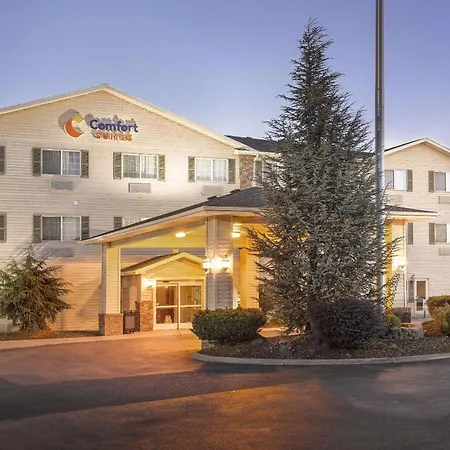 Comfort Suites Yakima-3