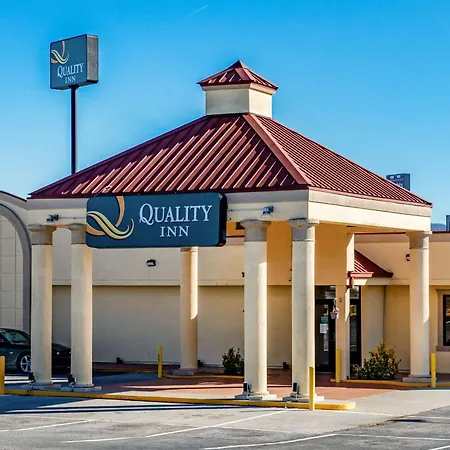 Quality Inn Newport-3