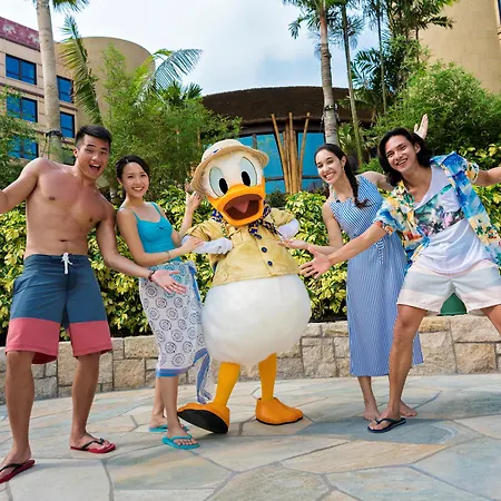 Disney Explorers Lodge-3