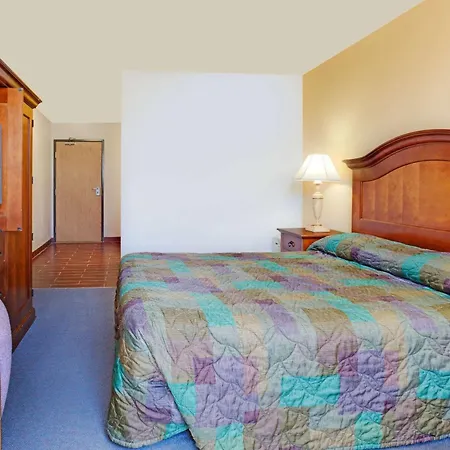 Super 8 By Wyndham Klamath Falls-3