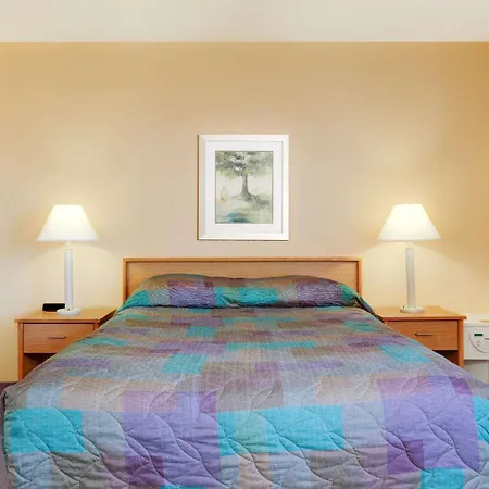 Super 8 By Wyndham Klamath Falls-2