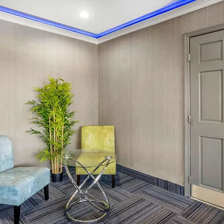 Quality Inn Waynesboro - Skyline Drive-2