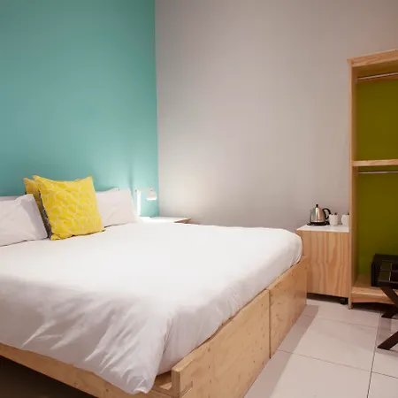 Mojo Hotel & Market-2