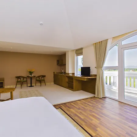Lasenta Boutique Hotel Hoian-2