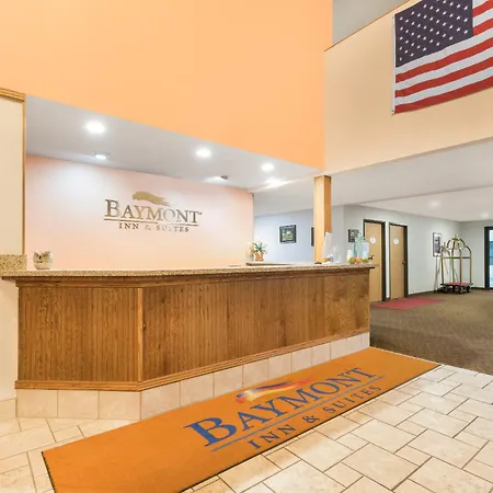 Baymont By Wyndham Hot Springs-3