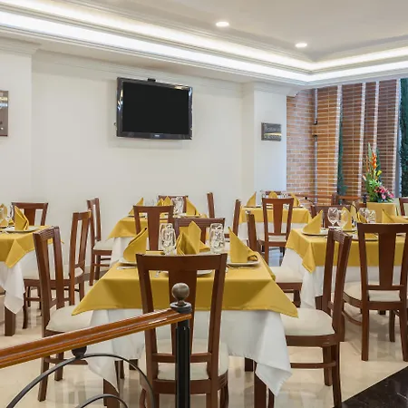 Hotel Embassy Park-2