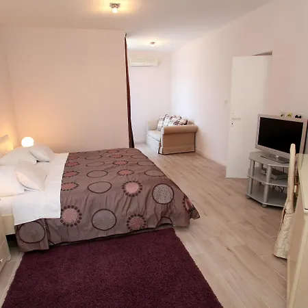 Hotel Bellevue Trogir-2
