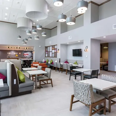 Hampton Inn & Suites Dallas East-3