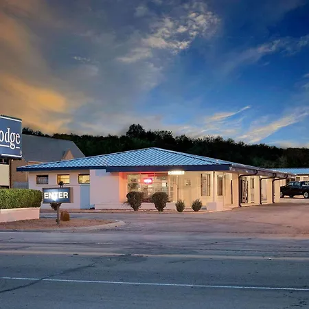 Travelodge By Wyndham Ozona-2