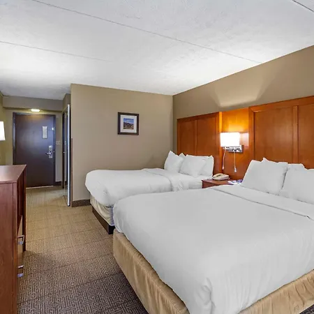 Comfort Inn Alliance-3
