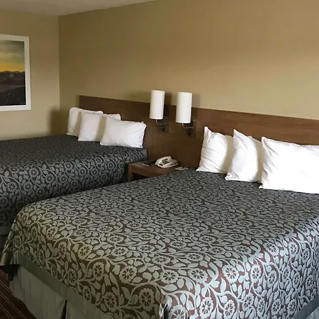 Days Inn By Wyndham Lexington-Columbia-3