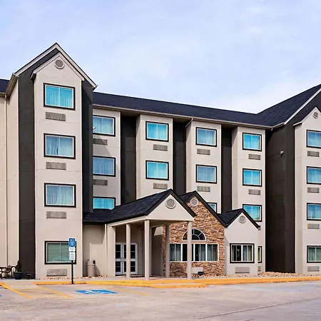 Quality Inn & Suites Robbinsville-3