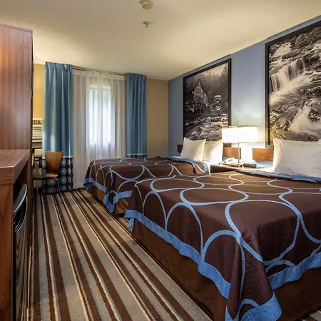 Super 8 By Wyndham Steubenville-2