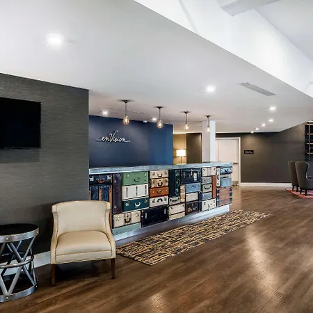 Envision Hotel Boston-Everett-2