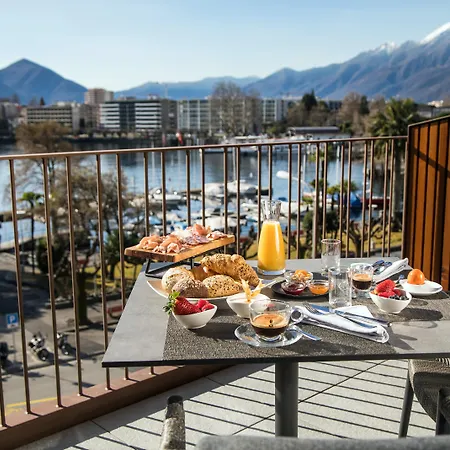 Hotel Lago Maggiore - Welcome!-3