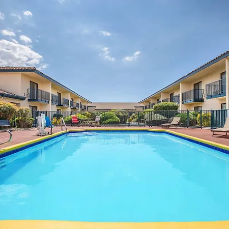 Baymont By Wyndham Tehachapi-2