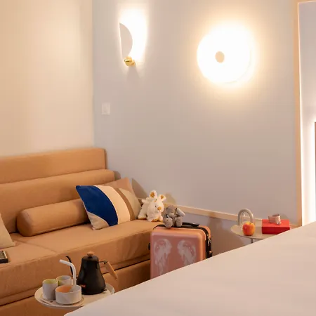 Aiden By Best Western Clermont-Ferrand - Le Magnetic Hotel & Spa-2