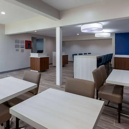 Microtel Inn & Suites By Wyndham Sunbury - Columbus North-3
