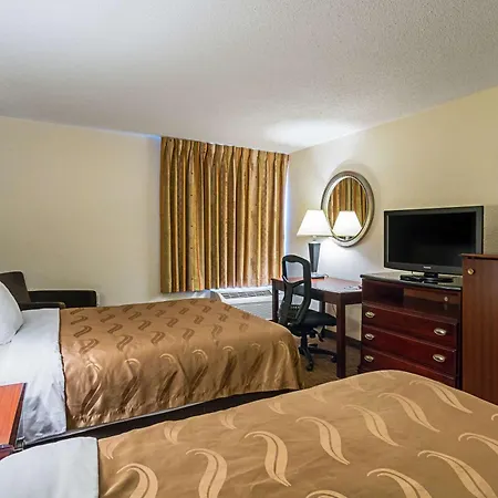 Quality Inn Fairmont-3