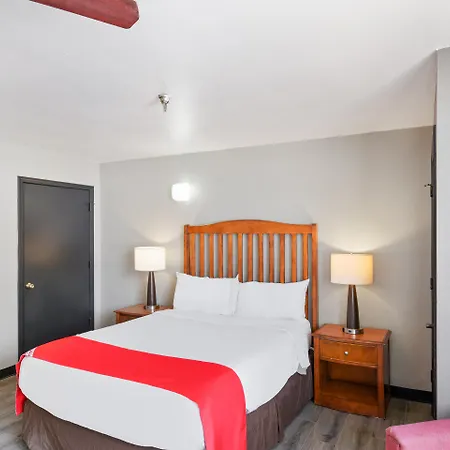 Oyo Hotel Edmond - University Of Central Oklahoma-3