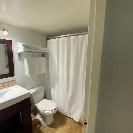 Beachfront Condo In Miami!-2